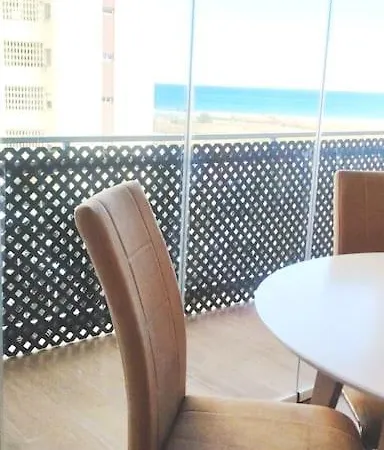 Moderno Piso Con Vista A La Playa プエブラ・ド・ファルナルス